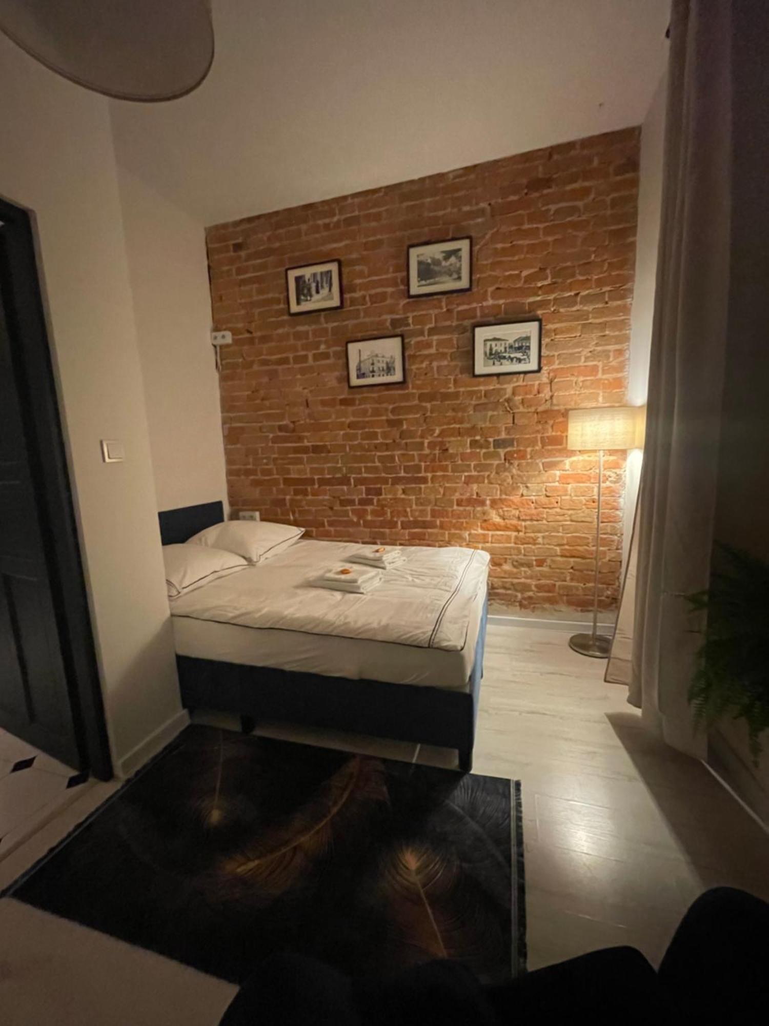 Apartamenty Luczkowskiego Z Widokiem Na Studnie 3 Хелм Экстерьер фото