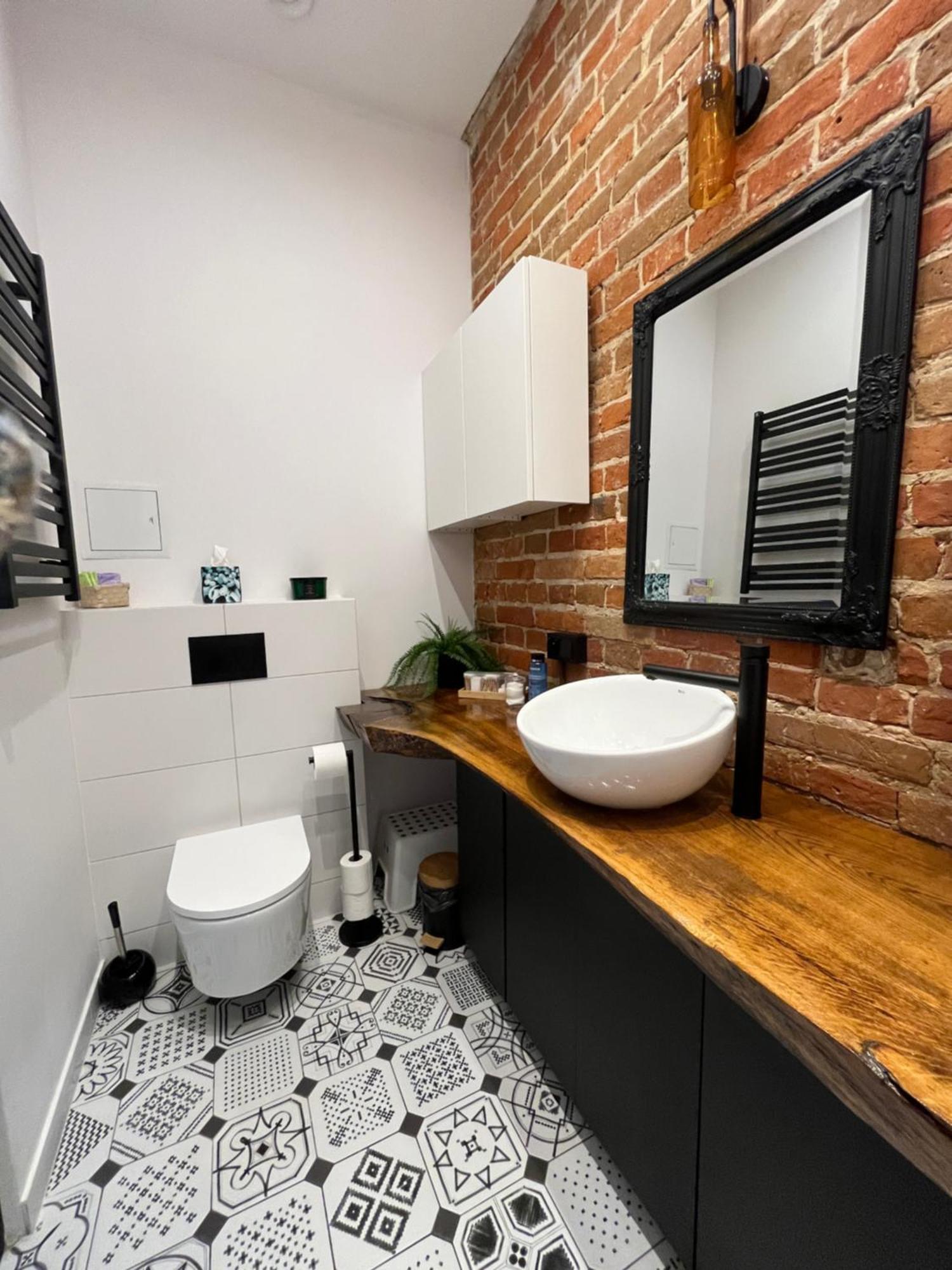 Apartamenty Luczkowskiego Z Widokiem Na Studnie 3 Хелм Экстерьер фото